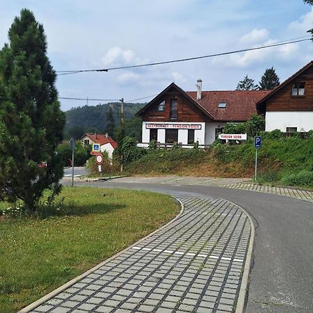 Pension Egida Řež Exterior foto